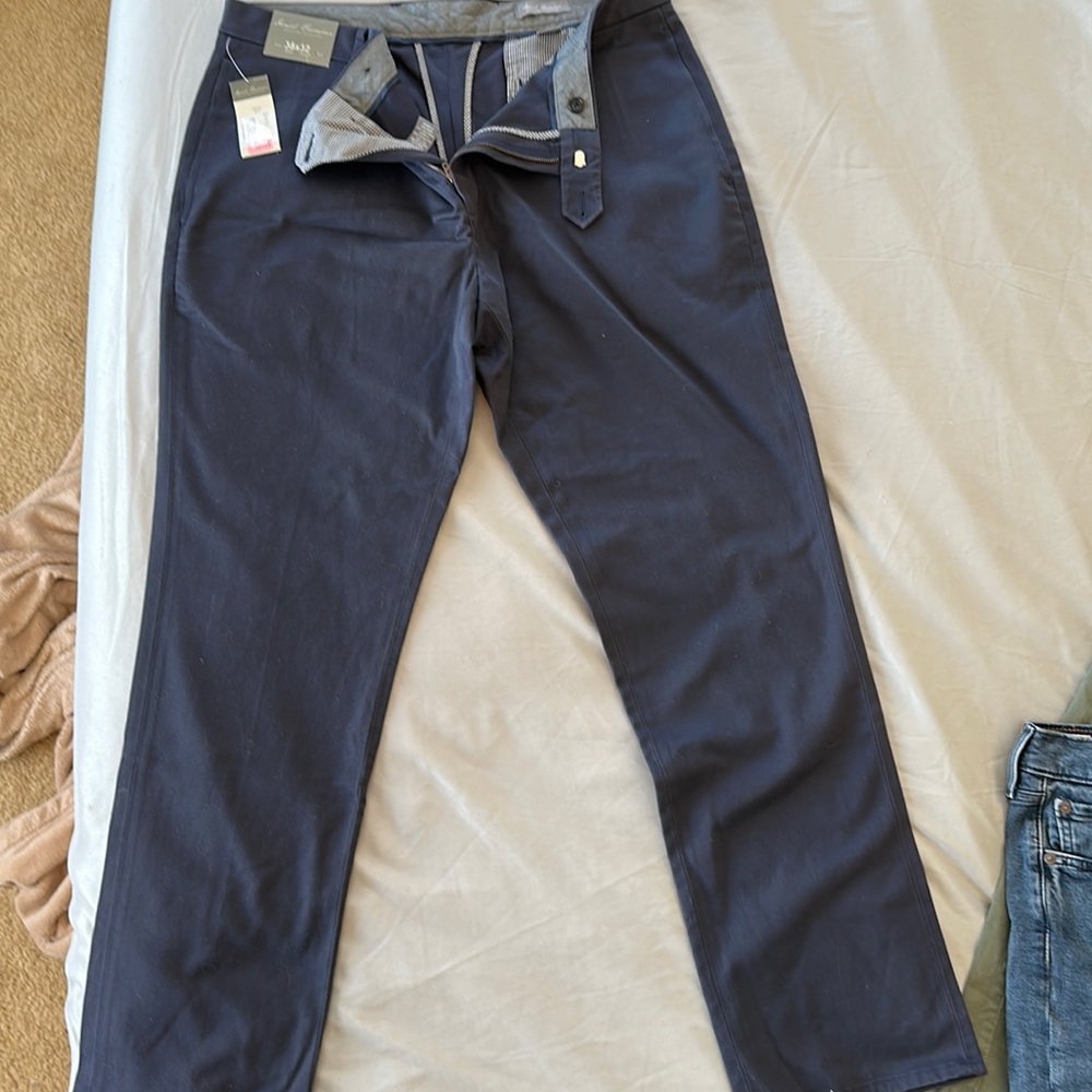 NWT - Men’s Chinos - Daniel Cremieux Signature Chino - 38x32 Navy Blue